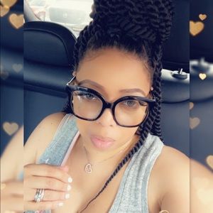 Meet your Posher, Shaye